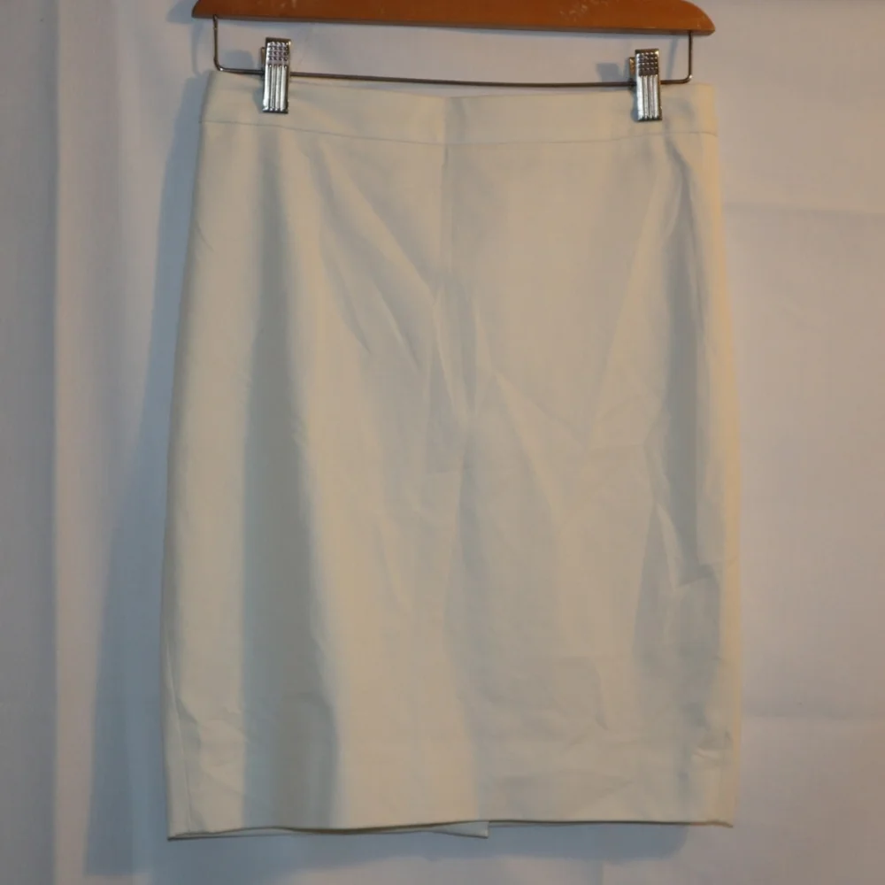 J. Crew White Mini Skirt Size 0‎ Petite